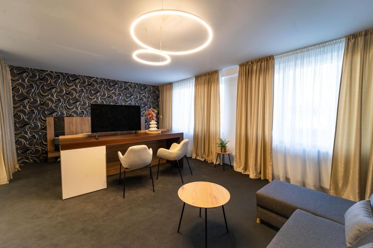 Hotel Zemplin Trebisov Exteriér fotografie